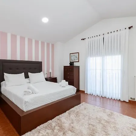 Encantadora Con Piscina By Cabana 부에우