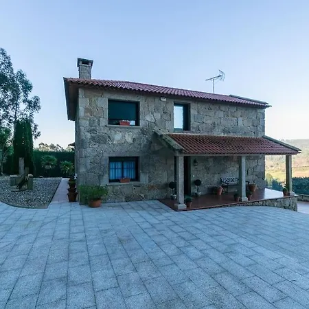 Villa Encantadora Con Piscina By Cabana Bueu