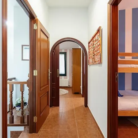 Encantadora Con Piscina By Cabana Villa Bueu